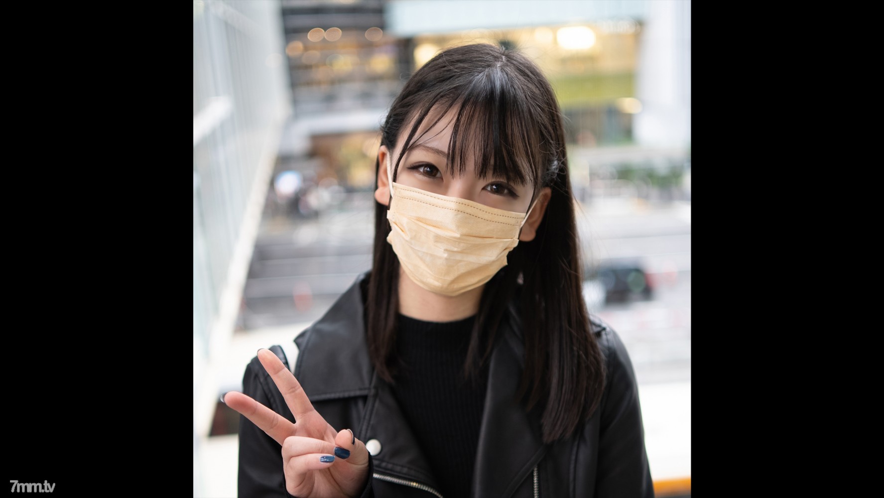 [fc2-ppv 2559945]初撮影！【新シネマ画風】個数限定！【無修正】早く大人になりたくて！精一杯背伸びした黒髪現役女子大生に２回中出し・・・人生初の大量潮吹きでちょっぴり大人になれた19才！！（長編 お正月特典新作映像） FC2-PPV-2559945 - ST Server