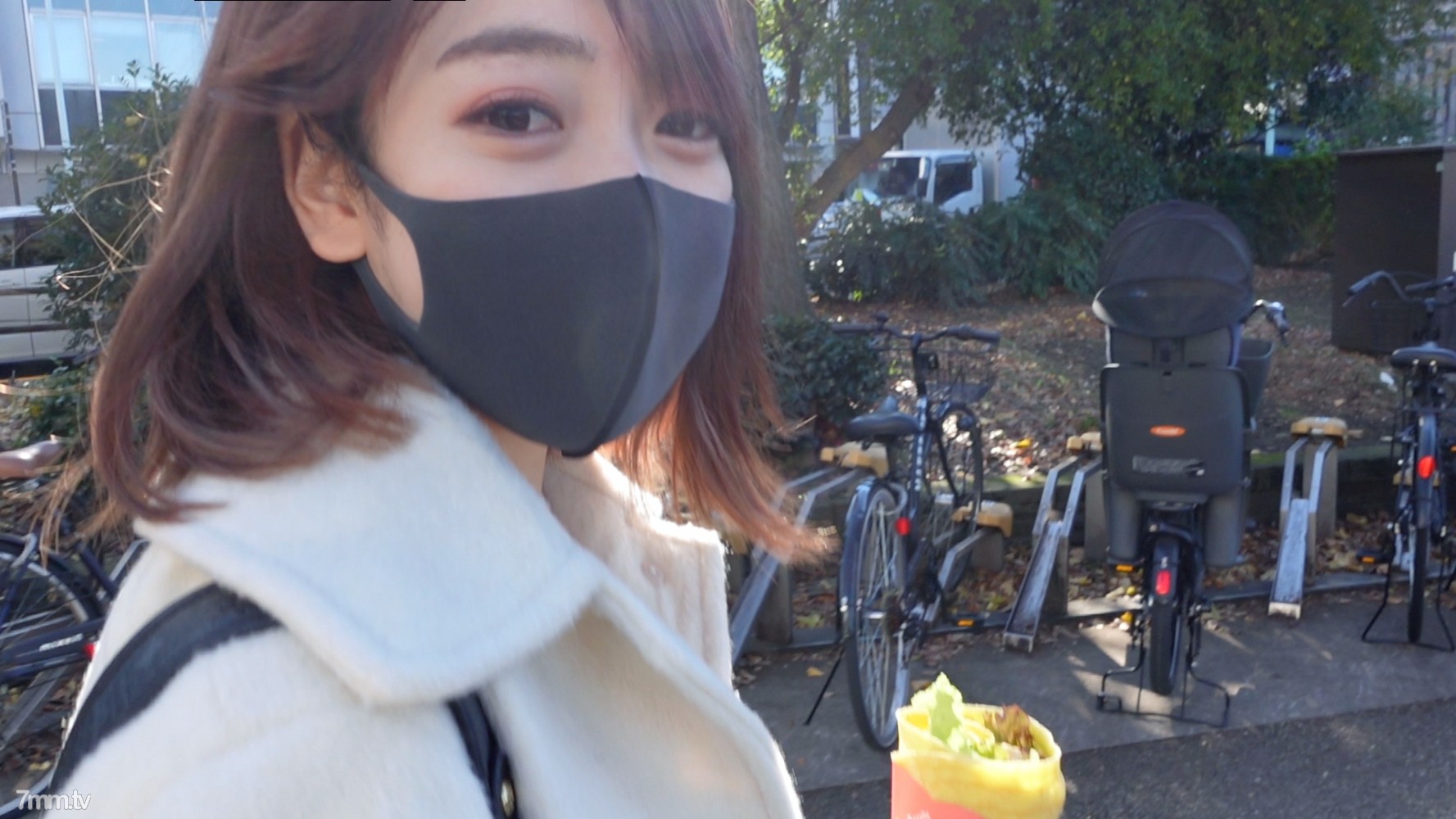 [fc2-ppv 2564689]顔出し・初撮影！！個数限定！【無修正】僕の性器を巨乳で挟み不敵な笑みを浮かべ刺激する・・・卑猥な事が好きそうな淫乱巨乳専門学生に2回中出し！！（長編） FC2-PPV-2564689 - AC Server