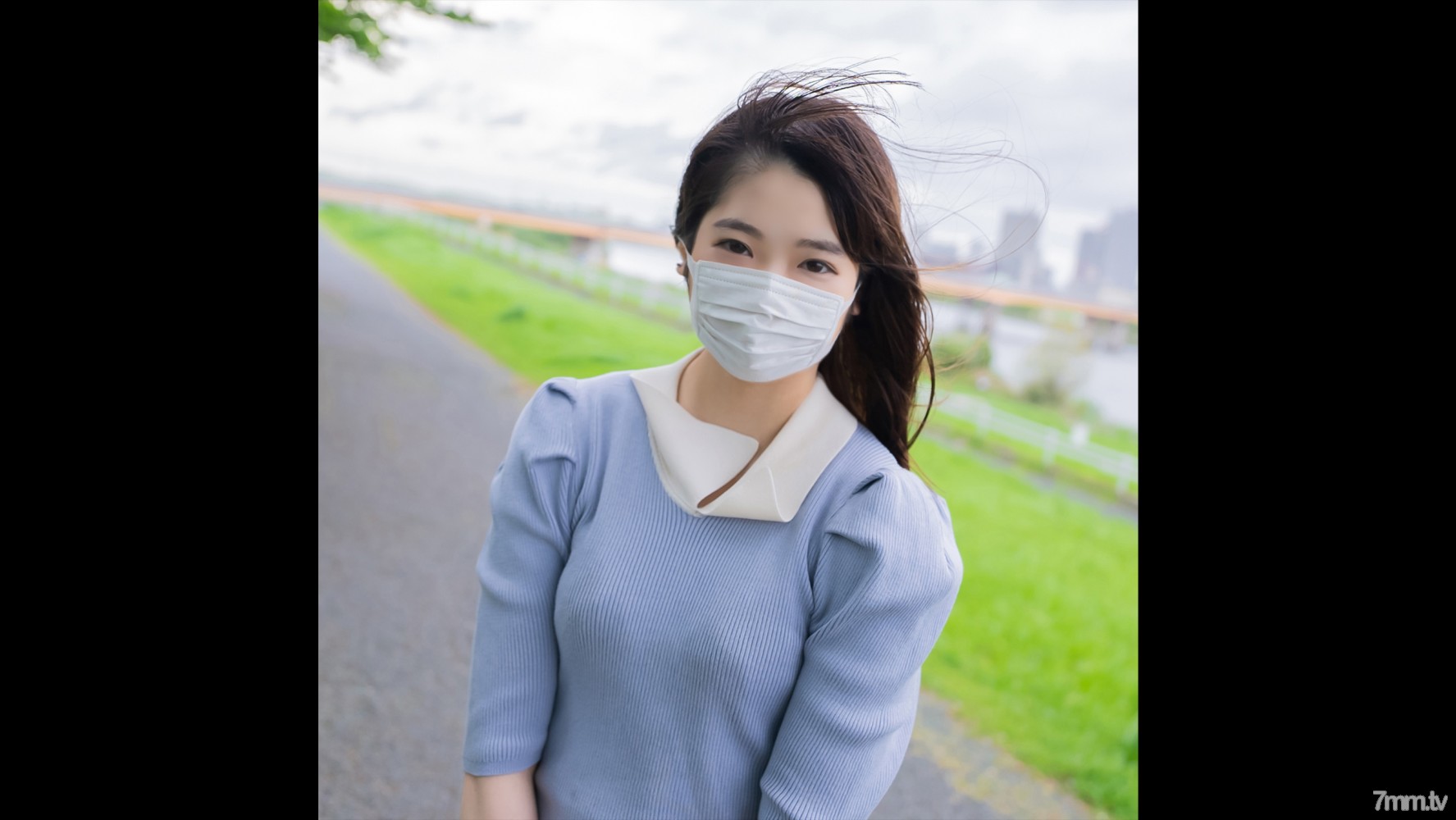 fc2-ppv 2887421 【初撮影・無修正】シネマ画風！個数限定！処女喪失まで20年かかった初心で清楚な20才の女子大生・・・善人を装い安心させ恥辱を味わらせながらゴム無し連続膣内射精！！素直な反応がたまらなかった・・・ FC2-PPV-2887421 - ST Server