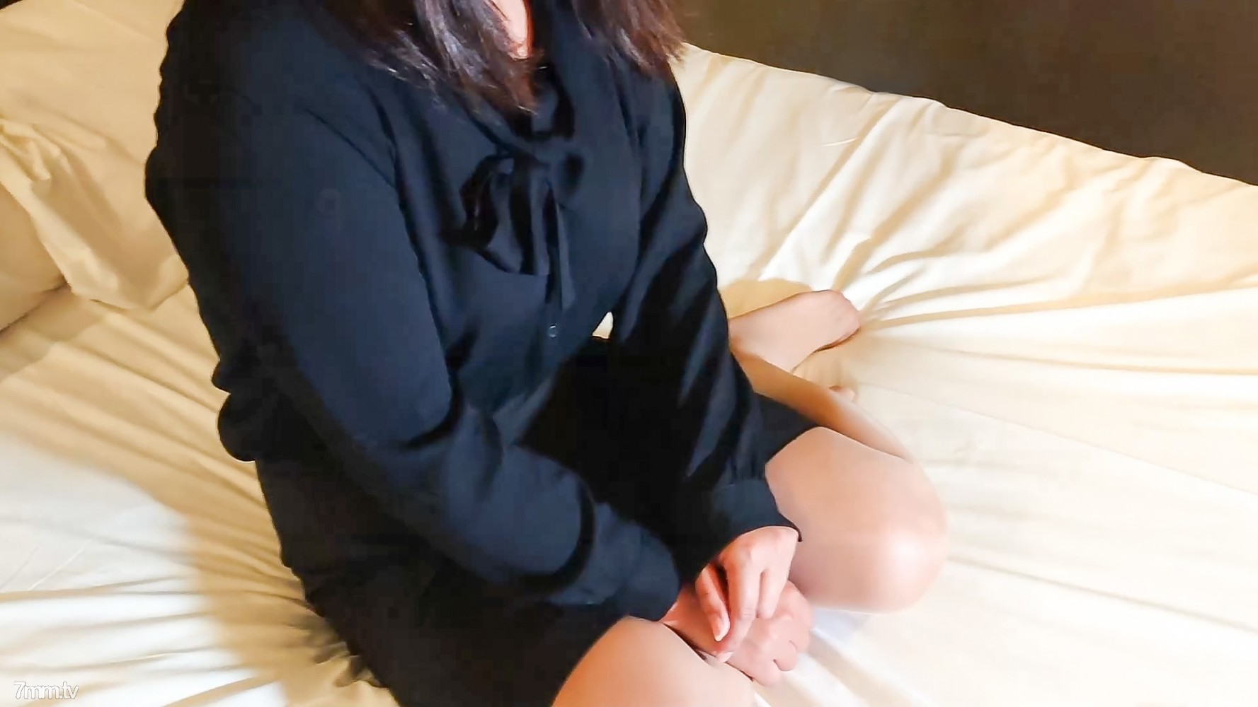 fc2-ppv 2893677 その①債ム回収ハメ撮り動画【肉棒ご無沙汰のシングルマザーは生活の為に仕方なくと言いつつも大洪水級にマ◎コを濡らして肉棒を受け入れる】 FC2-PPV-2893677 - AC Server