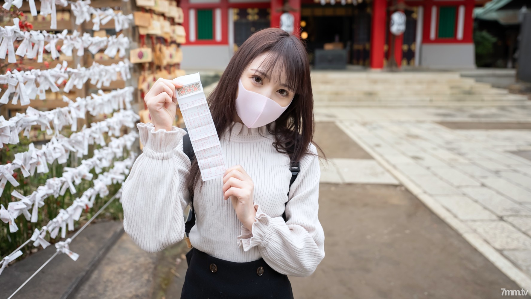 fc2-ppv 2926417 初撮影！！個数限定！【無修正】シネマ画風！親の介護に疲れ果て情緒不安定に陥ってしまった自暴自棄の華奢な彼女・・・心の隙間につけ込んで密室に連れ込み生中出し！！ FC2-PPV-2926417 - AC Server