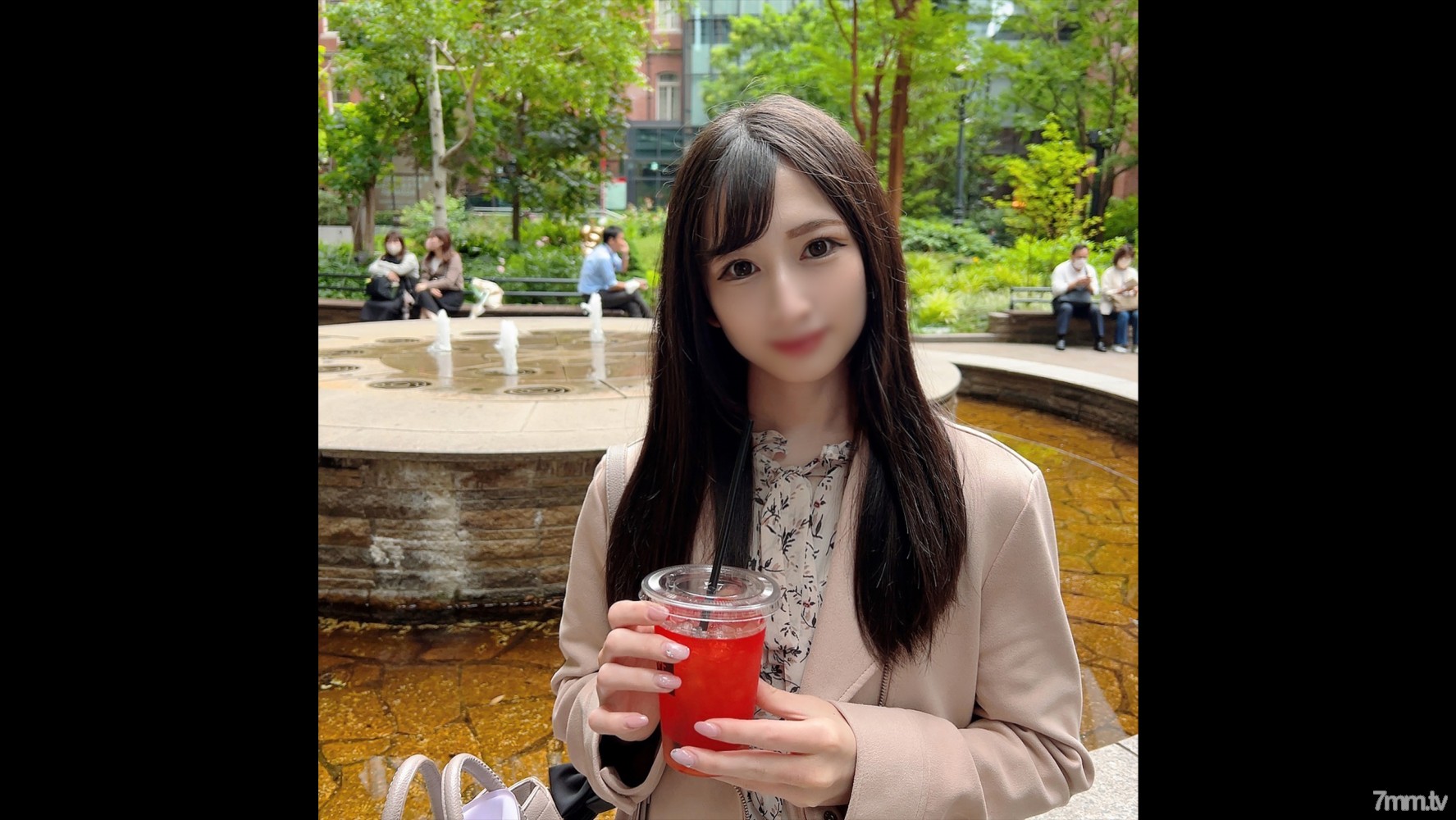 fc2-ppv 2972866 初撮影！！個数限定！【無修正】コネ入社のため社内から距離を置かれてしまった容姿端麗な美人オフィスレディ・・・悩み相談の筈が強引にホテルへ連れ込み淫らに感じる敏感体に生中出し！！ FC2-PPV-2972866 - AC Server