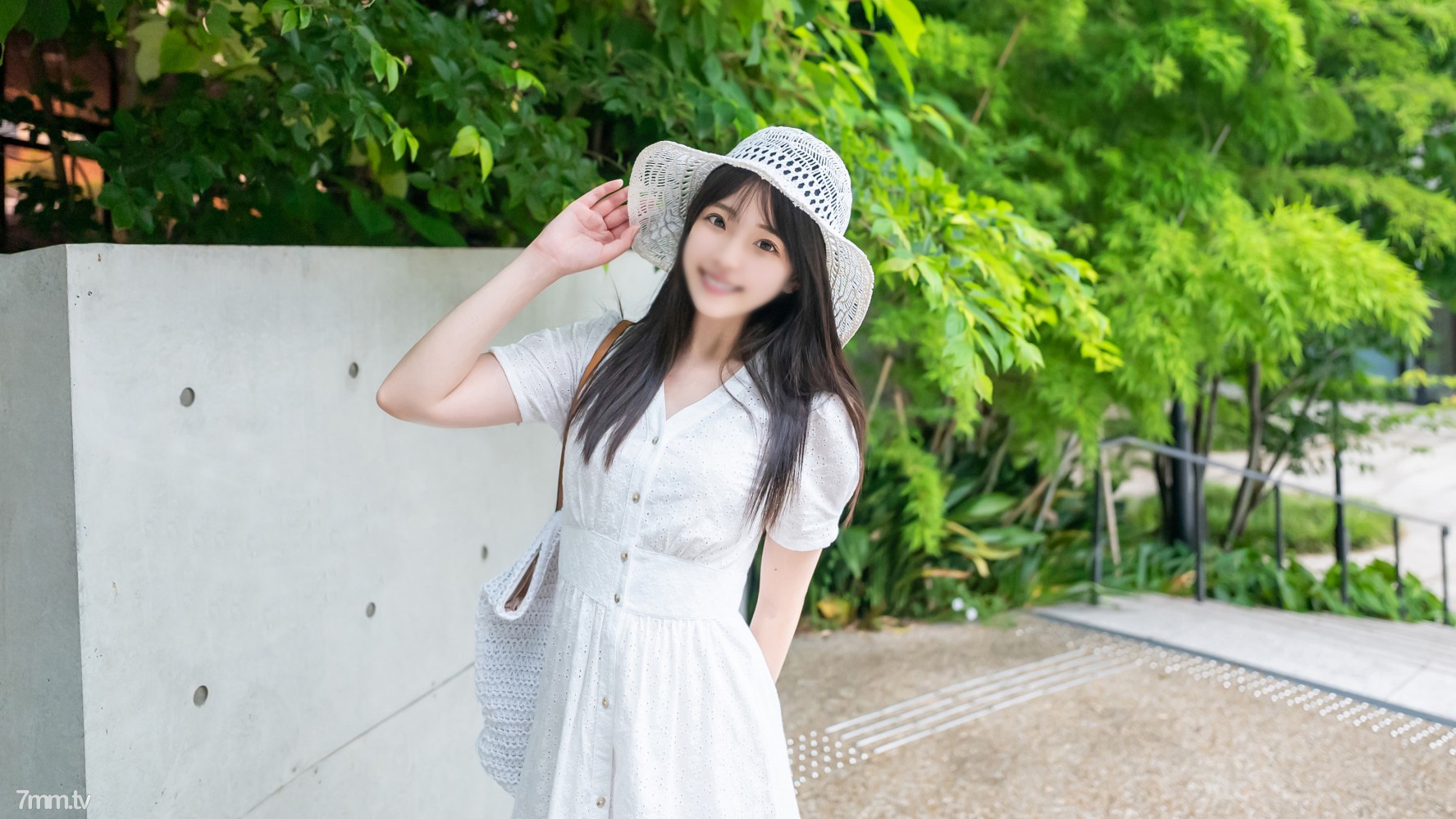 fc2-ppv 3006635 顔出し！！シネマ画風！【無修正】個数限定！！ちょっぴり大人になった19歳の無邪気で可憐な色白女子大生！眩い純白のワンピースと美しい美白の美体に生中出し！！ FC2-PPV-3006635 - AC Server