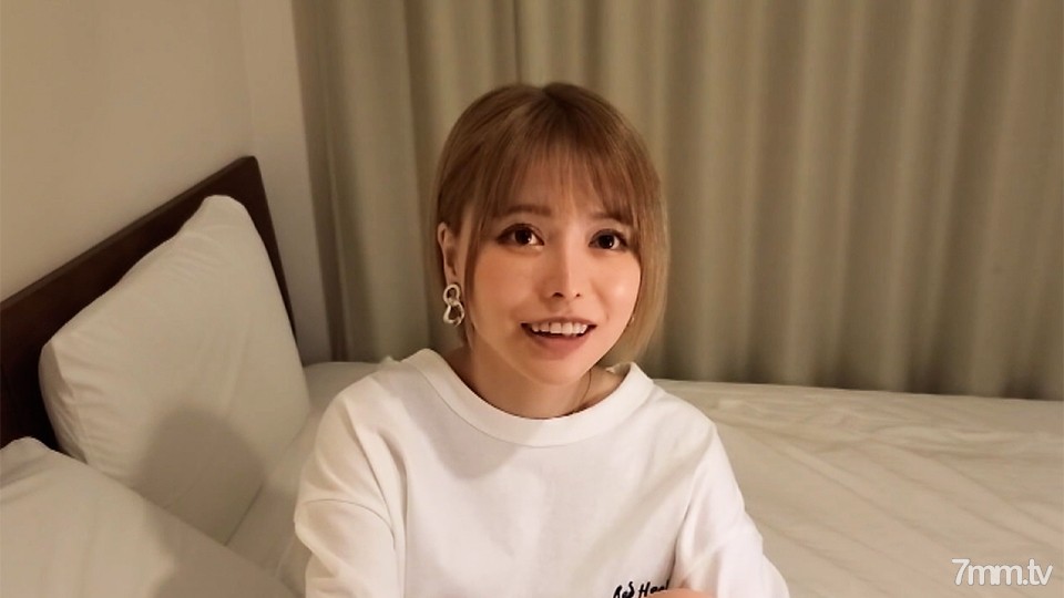 fc2-ppv 3049947 《寝取られ》変態撮影マニアの旦那の為に寝取られてしまう美人若妻、茶髪ショート　感じてしまって自ら求めてしまうエッチな美人若妻の寝取られ動画 FC2-PPV-3049947 - AC Server