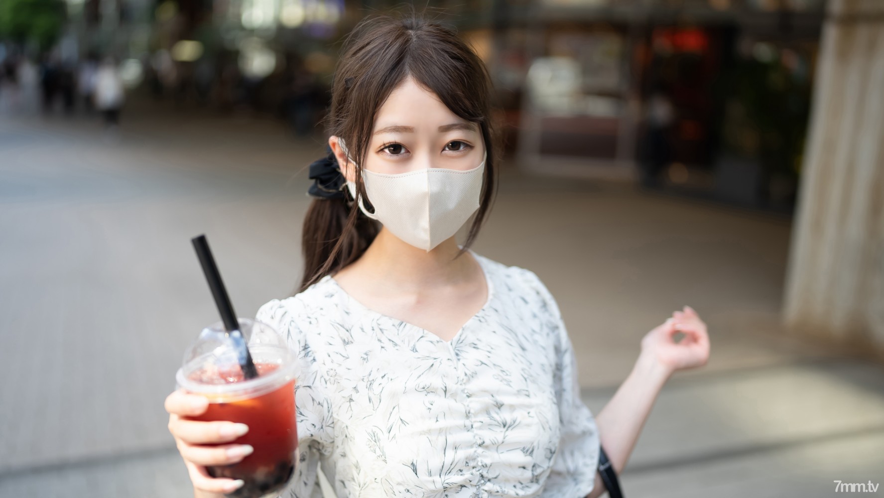 fc2-ppv 3067798 初撮影・顔出し！！個数限定！【無修正】シネマ画風！献身的で多忙な毎日を過ごす看◯師が医◯ミスで病◯を・・・悩み落ち込む訳ありナー◯のふしだらな身体に2回生中出し！！ FC2-PPV-3067798 - AC Server